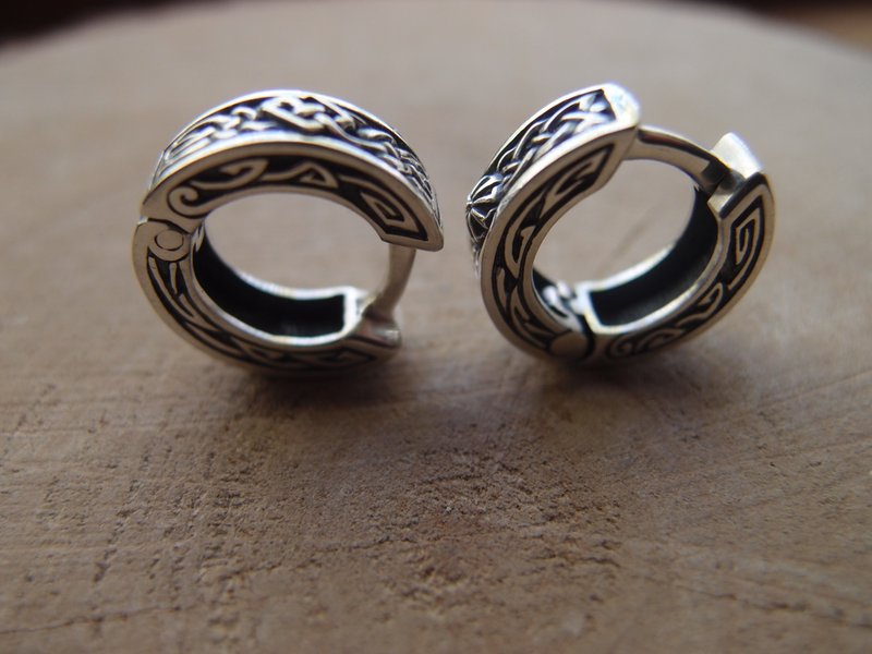 Pair of Celtic Viking silver men's hoop earrings 0.7 inch  sterling silver - Earrings & Clip-ons - Sterling Silver Silver