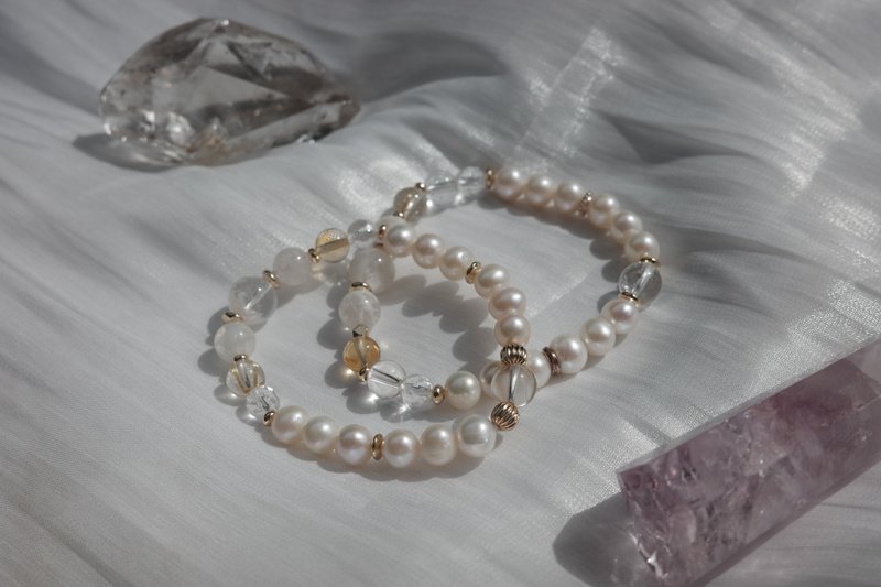 Ningxia - freshwater pearl, titanium crystal, citrine, snowflake ghost, white crystal - สร้อยข้อมือ - ไข่มุก ขาว