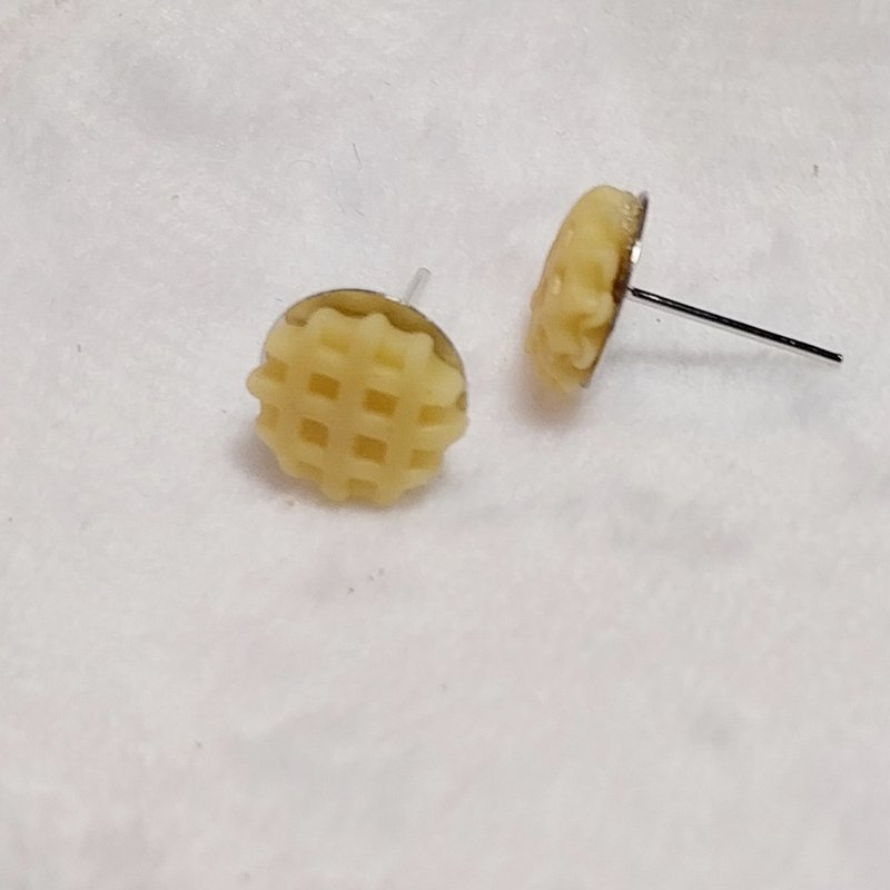 Waffle Earring Handmade Air Dry Clay Eco Friendly Stainless Hook - 耳環/耳夾/耳骨夾 - 黏土 粉紅色