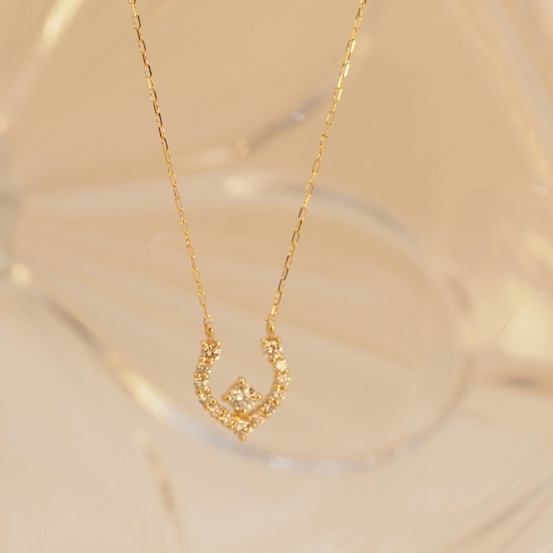 18K金鑽石馬蹄項鏈18K Gold Diamond Horseshoe Necklace - 項鍊 - 貴金屬 