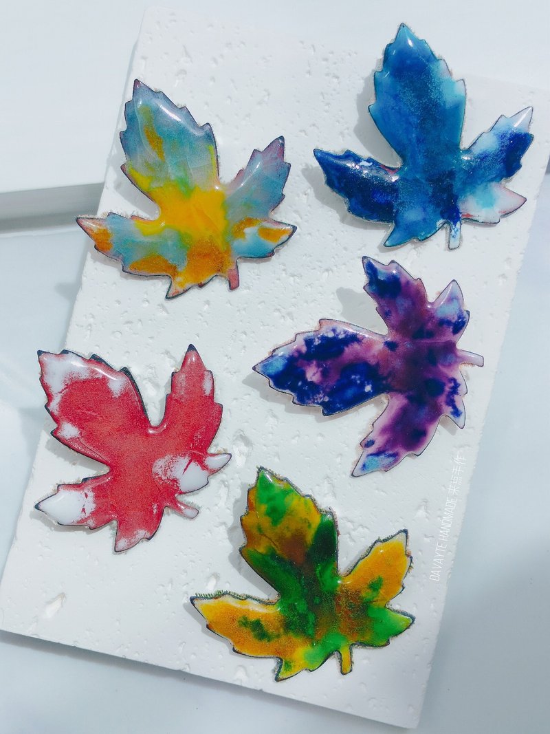 Colorful Maple Leaf Enamel Brooch - Brooches - Enamel Multicolor