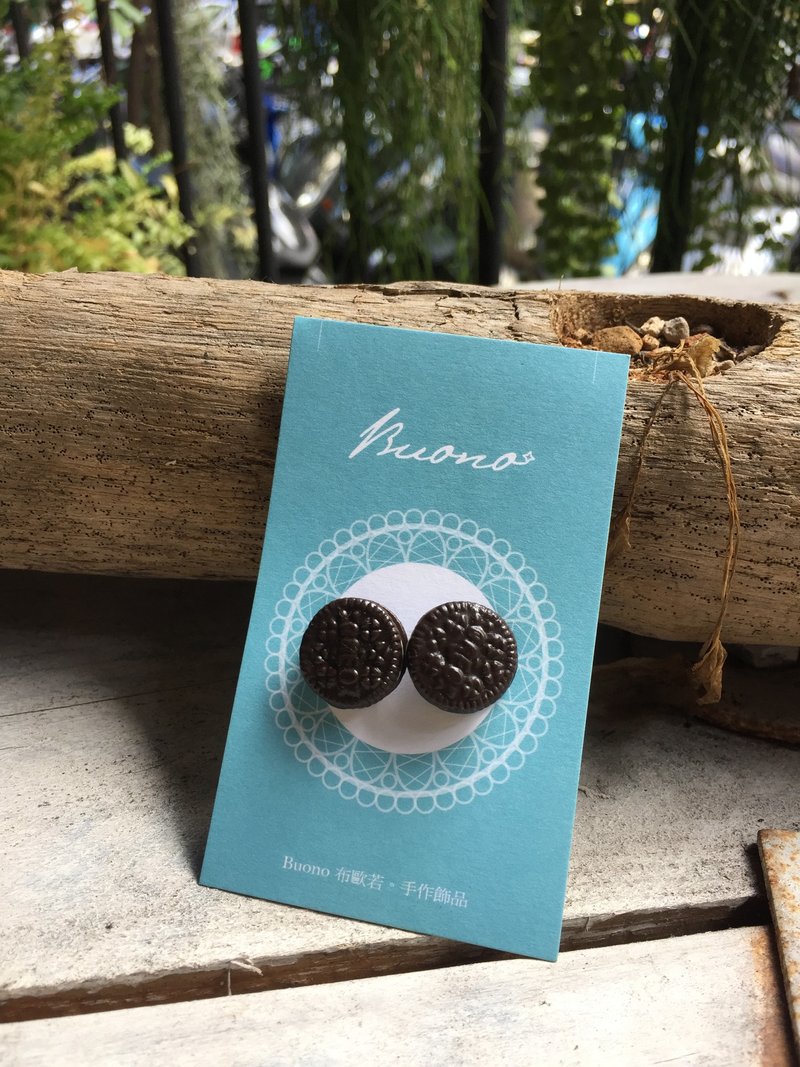 *Welfare/Exhibition*Hand-made artificial clay oreo biscuit earrings stainless steel earrings - ต่างหู - ดินเหนียว สีนำ้ตาล