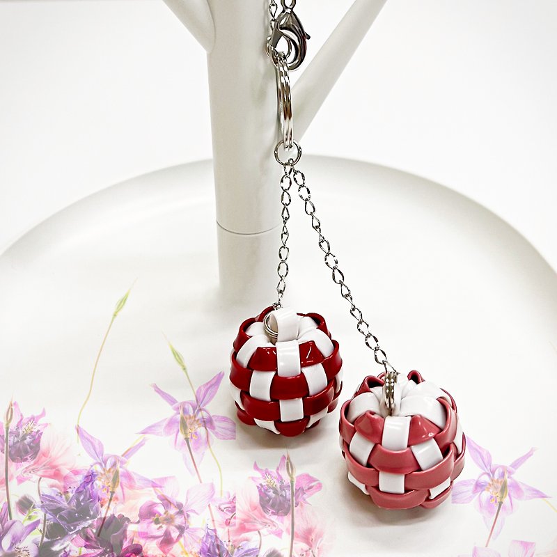Handmade charm hanging chain | bag charm | two-ball woven charm | exchange gifts cute healing small things - พวงกุญแจ - วัสดุอื่นๆ หลากหลายสี