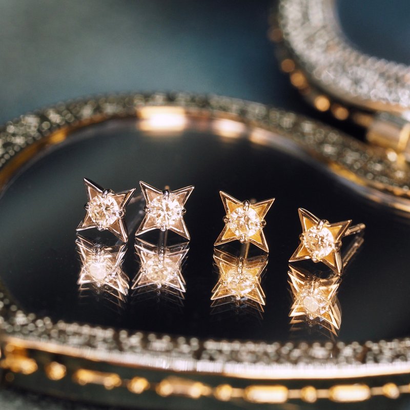 18K金北極星鑽石耳環 18K Gold Diamond Northern Star Earrings - 耳環/耳夾/耳骨夾 - 貴金屬 