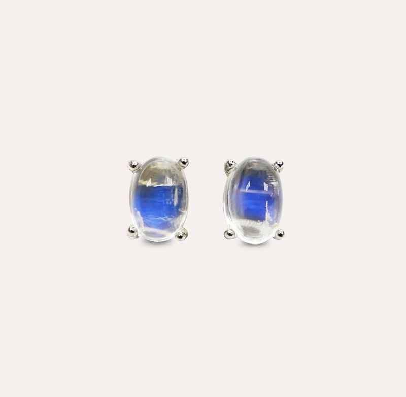 安珠 月光石 藍色 橢圓 蛋面 4*6mm 耳環 經典系列 Oval E 寶石 - 耳環/耳夾/耳骨夾 - 銀 藍色