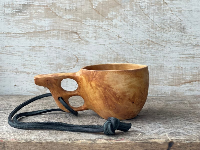 Kuksa from Birch burl for bushcrafters Finnish cup Guksi Bushcraft Wooden Dishes - 野餐墊/露營用品 - 木頭 卡其色