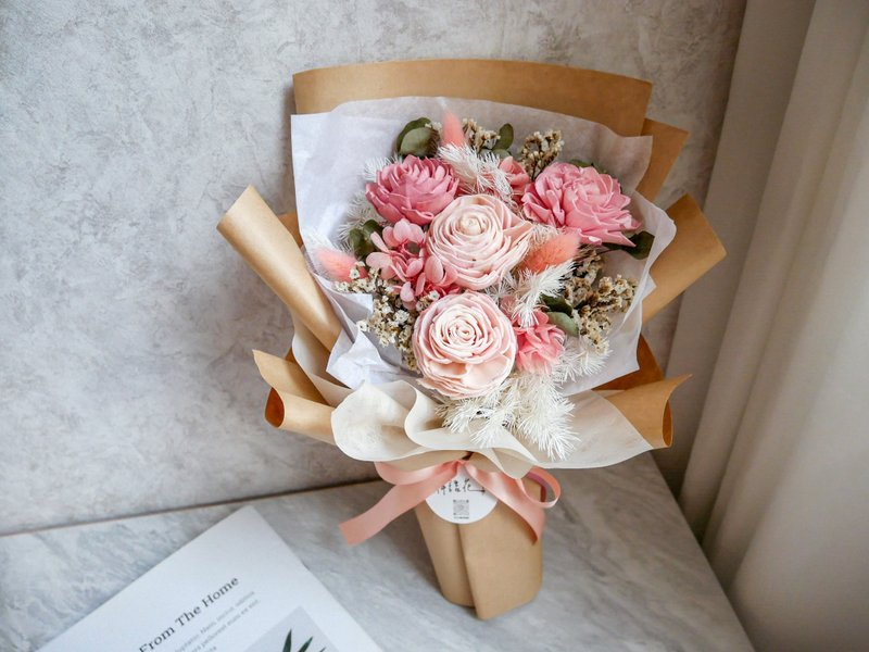 Medium Pink Dry Bouquet [Roman Light Dance] Wedding Anniversary/Marriage Proposal/Tanabata Valentine's Day/Graduation Season - ช่อดอกไม้แห้ง - พืช/ดอกไม้ สึชมพู