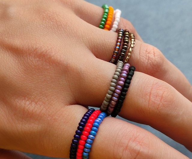 Elastic bead clearance rings