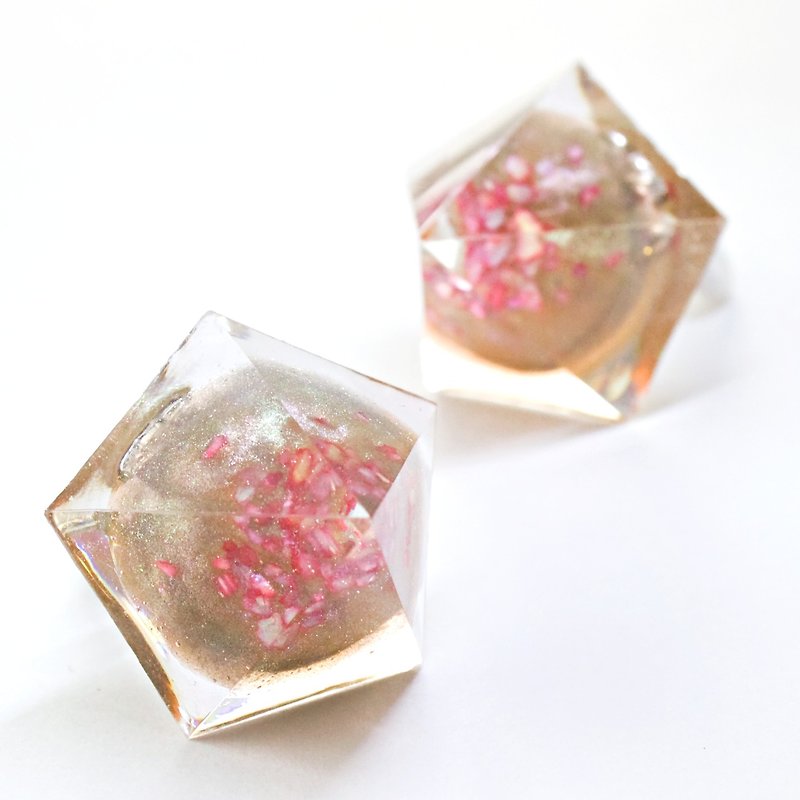 Pyramid domed earring (flower shower) - Earrings & Clip-ons - Resin Pink