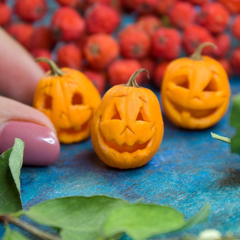 TUTORIAL Miniature Halloween pumpkins with polymer clay | PDF + video - 手工藝教學/工具書 - 其他材質 