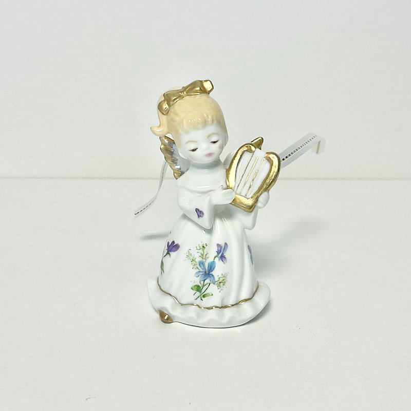 スミレの花のドレスの天使のオーナメント(ハープ) - 人形・フィギュア - 磁器 ホワイト
