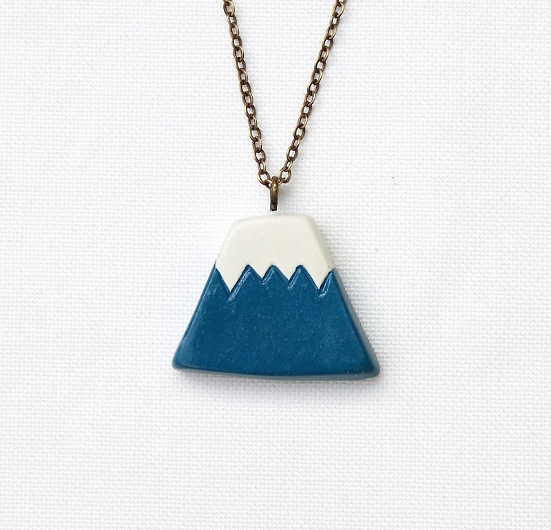 ดินเหนียว สร้อยคอ สีน้ำเงิน - Handmade Mount Fuji necklace