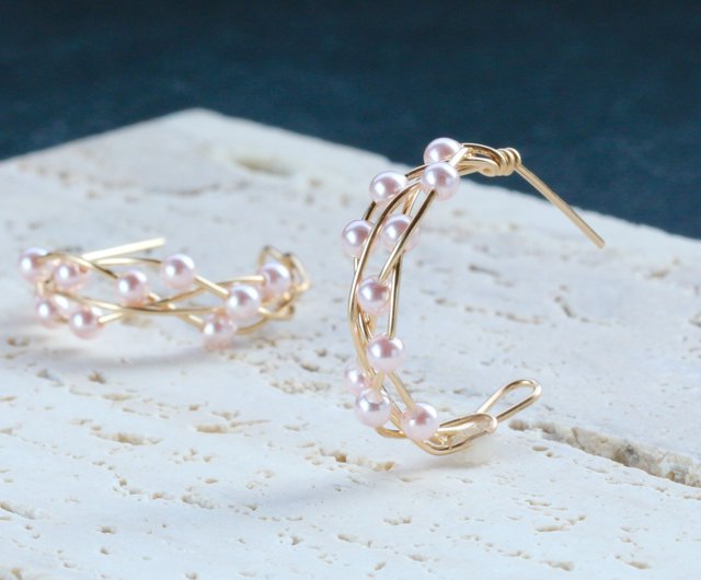 14kgf  cherry blossomsピアス/イヤリング 桜の花びらピアス/イヤリング 天然石 14Kgf アレルギー対応