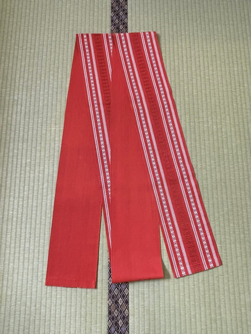 Red background and white pattern Hakata woven half belt - เข็มขัด - ผ้าฝ้าย/ผ้าลินิน สีแดง