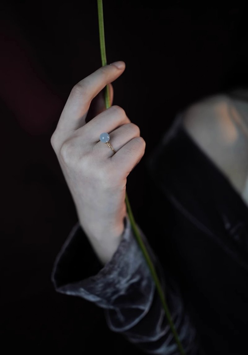 靈樞 藝術家的寶石盒 水晶包金戒指 手工製 - 戒指 - 貝殼 多色
