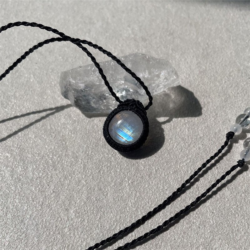 Rainbow Moonstone Clear Quartz Macrame Vintage Raw Stone Necklace - 長項鍊 - 半寶石 黑色