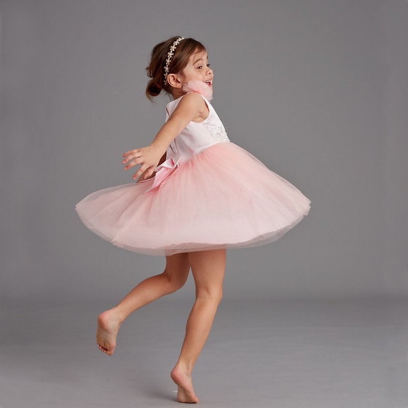 夢幻洋裝系列-雨後的粉紅花海 - 童裝禮服 - 聚酯纖維 粉紅色