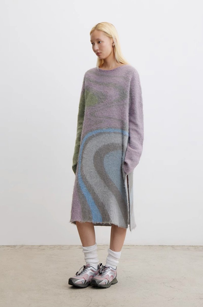 Ripples Sweater 水波紋拼色馬海毛長款毛衣 - 女毛衣/針織衫 - 其他材質 多色
