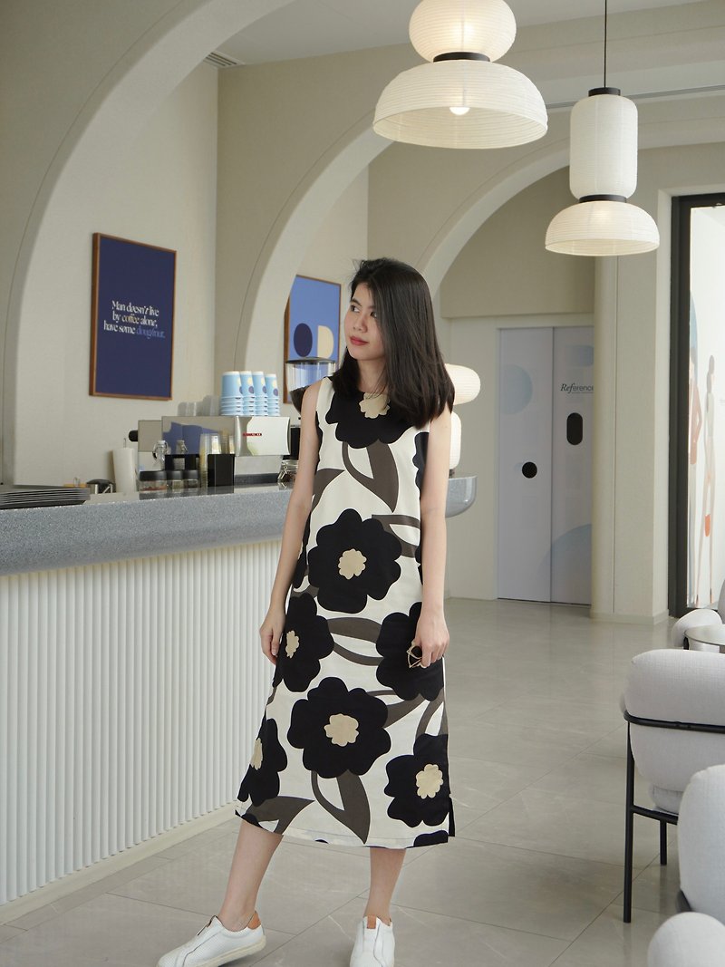 BIRUCHU 黑色 花 長洋裝 BLACK HANA DRESS - sleeveless dress, flower lover pattern, black - One Piece Dresses - Cotton & Hemp Black
