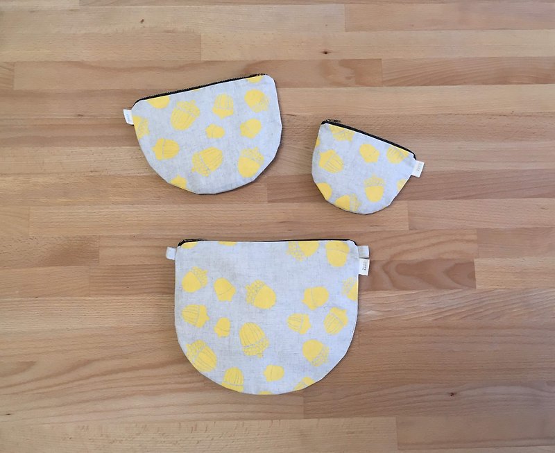 Screen printing  Zipper bag Oak fruit - Messenger Bags & Sling Bags - Cotton & Hemp Yellow