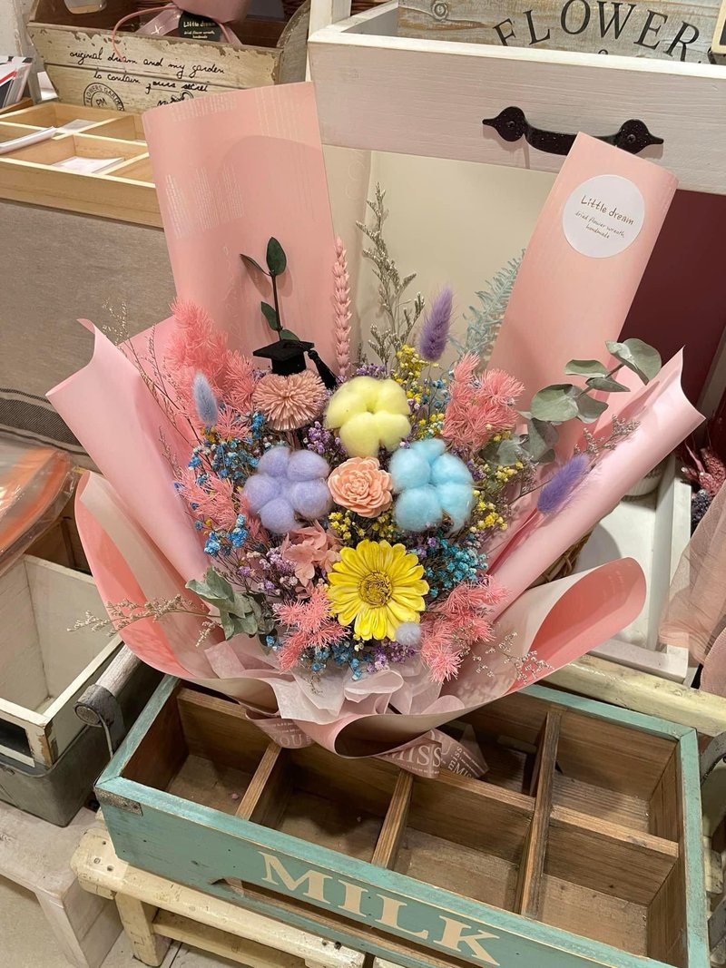 | 小夢境花藝 | 畢業花束 彩色棉花滿天星 中型乾燥花束 乾燥花束 - 乾燥花/永生花 - 植物．花 白色