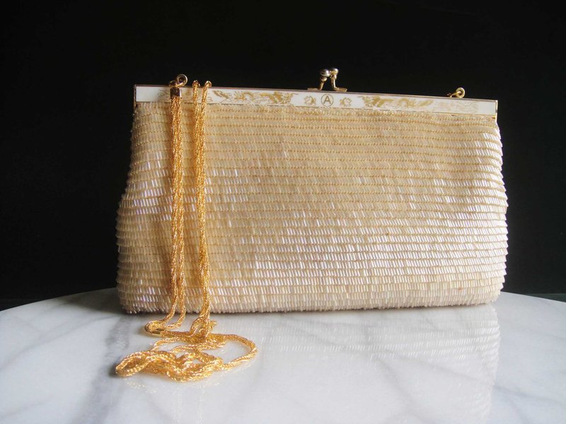 Glorious Era OLD ERA _Early second-hand handmade lady bead bag made in Taiwan - Handbags & Totes - Other Materials 