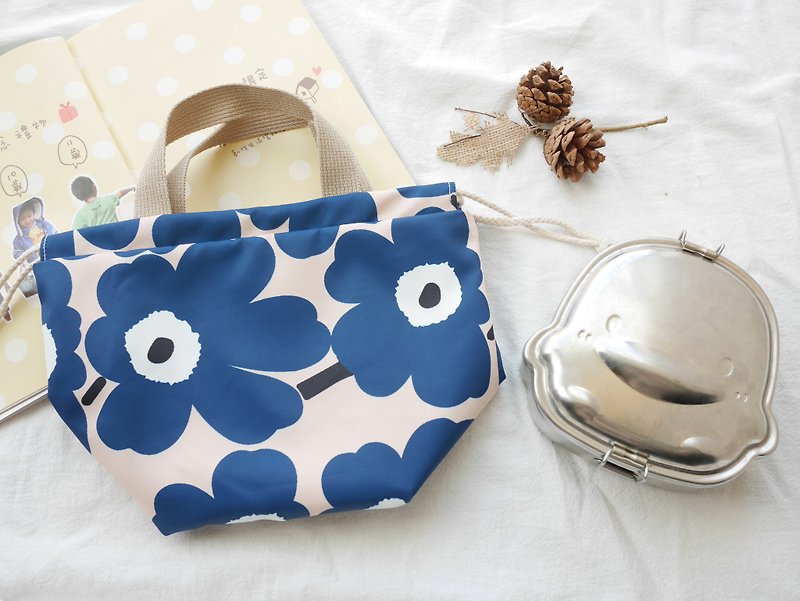 Waterproof Portable Lunch Bag Bundle Pocket Primary School Lunch Bag Flower Style - กระเป๋าถือ - ผ้าฝ้าย/ผ้าลินิน สีน้ำเงิน