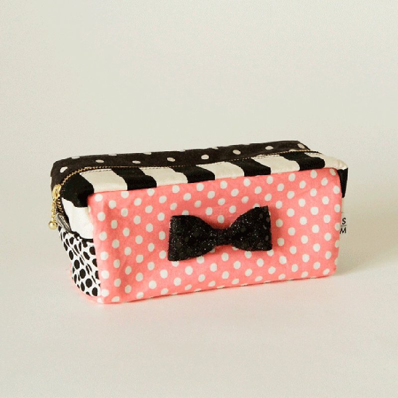 box cube pouch dots borders pink black glitter ribbon brooch Sencond - Toiletry Bags & Pouches - Cotton & Hemp Pink