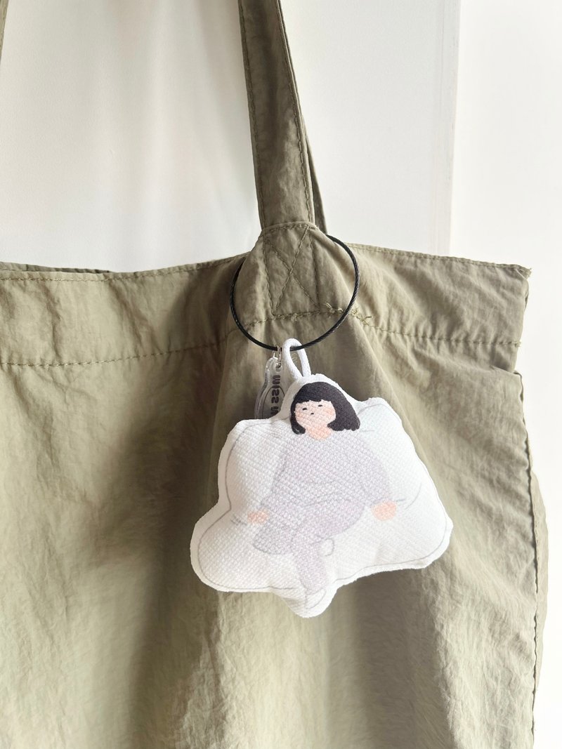 Miss Ng Yuk Bean Bag Plushie Keychain - ที่ห้อยกุญแจ - ผ้าฝ้าย/ผ้าลินิน สีเทา