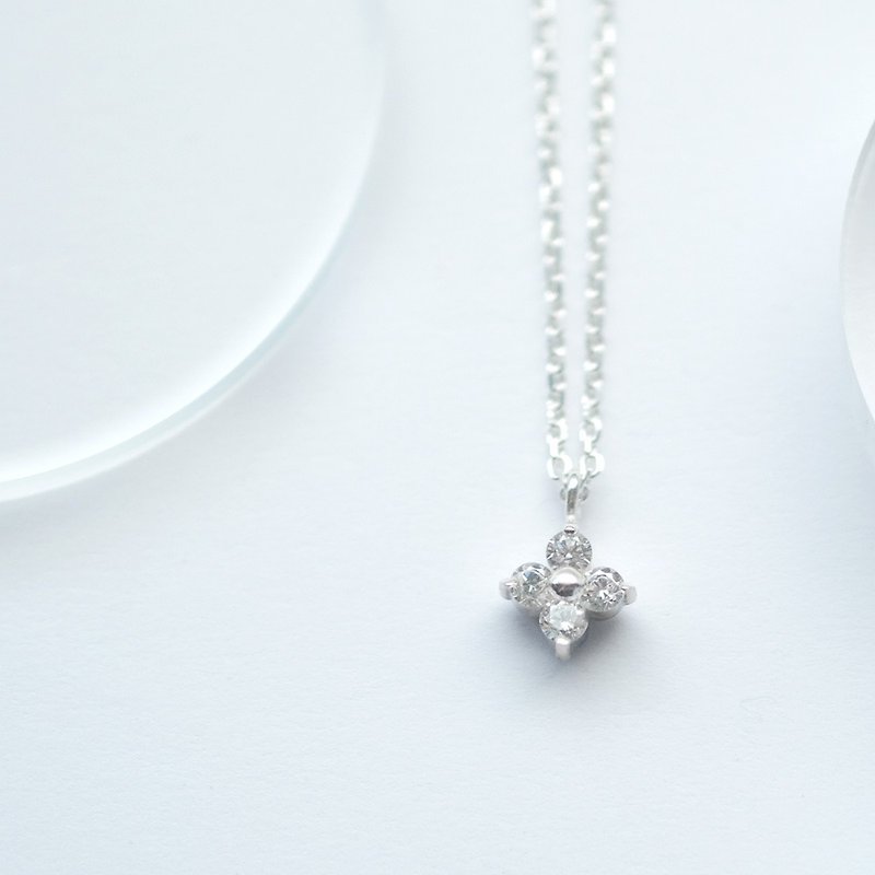 White Flower Necklace Silver 925 - สร้อยคอ - โลหะ ขาว