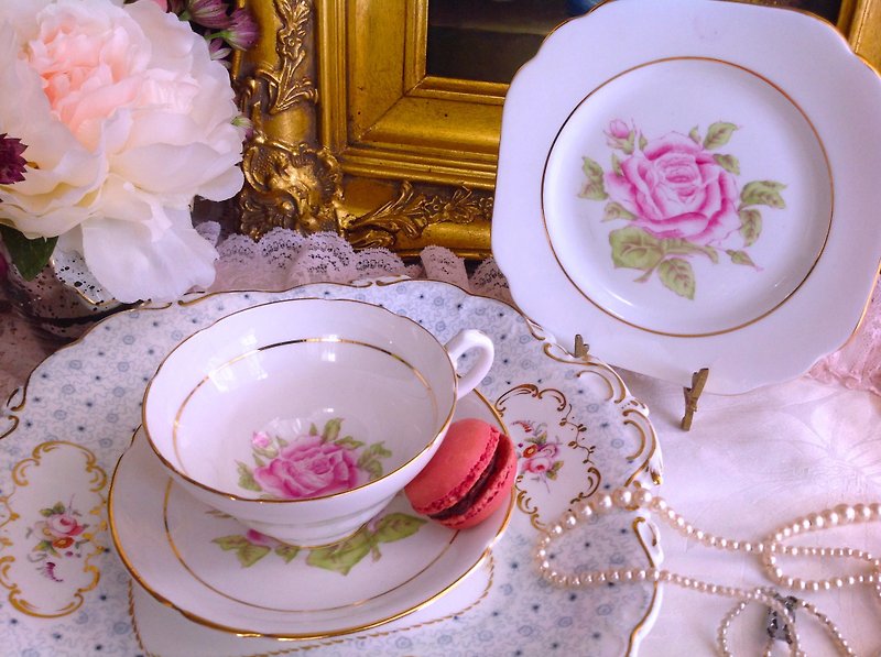♥ ♥ Annie crazy Antiquities British system bone china cup painted pink roses, coffee and dessert, three romantic birthday gift tea set ~ ~ - ถ้วย - เครื่องลายคราม 
