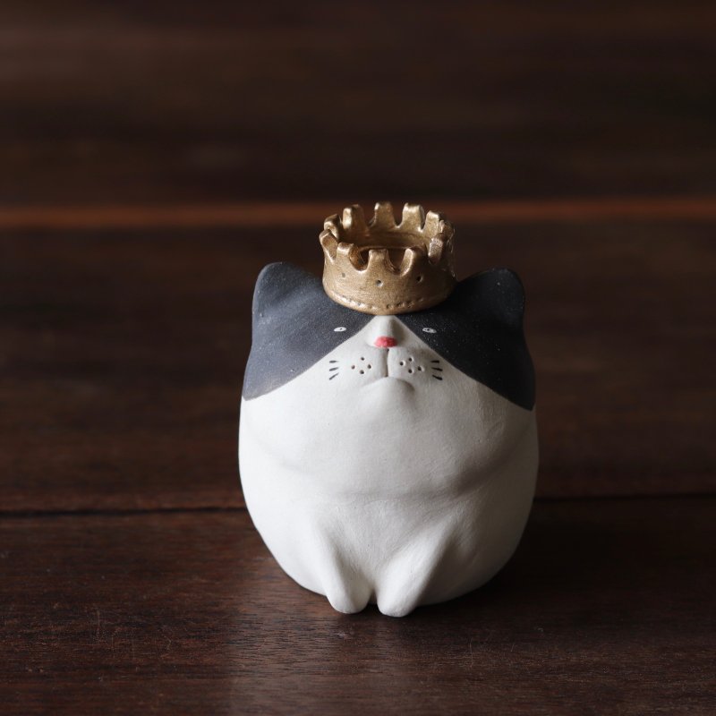 動物一輪挿し　ハチワレの王様【受注生産】 - 陶藝/玻璃 - 陶 白色