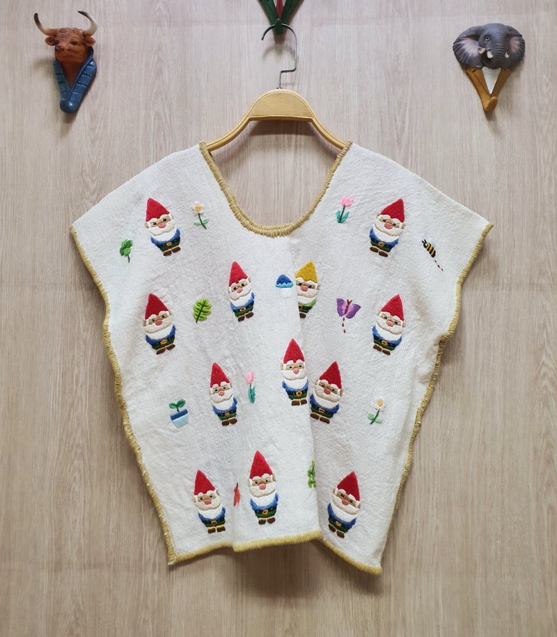 可愛的手工刺繡襯衫、棉、天然染料、花、松鼠、花園 - 女上衣/長袖上衣 - 繡線 白色