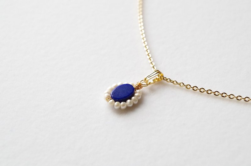 September/December Birthstone, Lapis Lazuli and Freshwater Pearl Pendant - สร้อยคอ - เครื่องเพชรพลอย สีน้ำเงิน