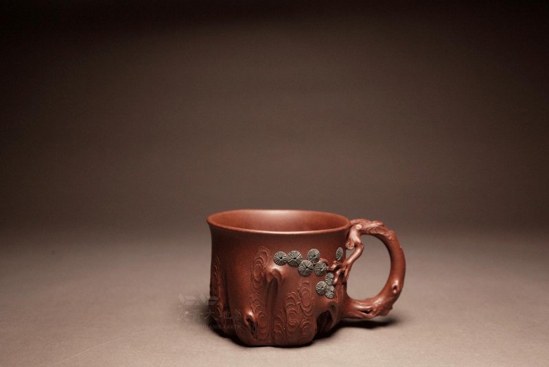 [Song Zhuang Cup 11] Yanhuang Land Art Longshan Hall Fully Handmade Extremely Old Black Star Soil 150cc - ถ้วย - ดินเผา สีม่วง