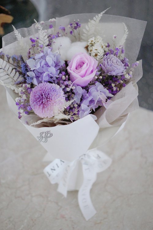 Fl108-01 Classic Dry Flower Bouquet-Romantic Purple - Shop  aliceflowerdesign Dried Flowers & Bouquets - Pinkoi