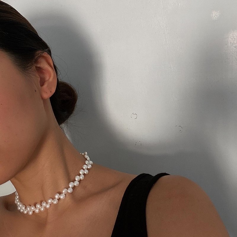 マエバ小さな丸い蒸しパン真珠のネックレス - ネックレス・ショート - 真珠 