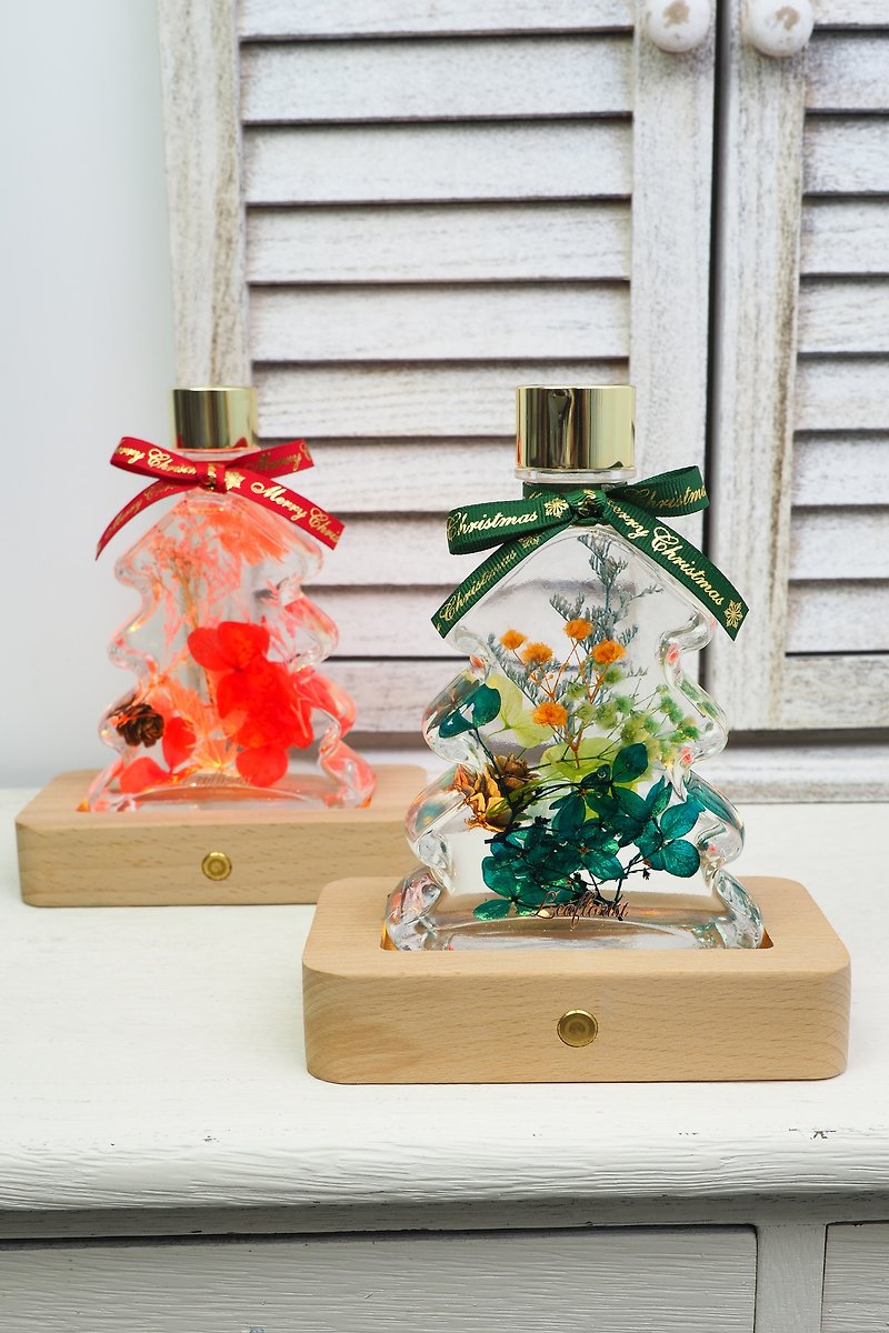 Christmas limited edition floating flower aroma diffuser bottle gift box set - น้ำหอม - แก้ว สีเขียว
