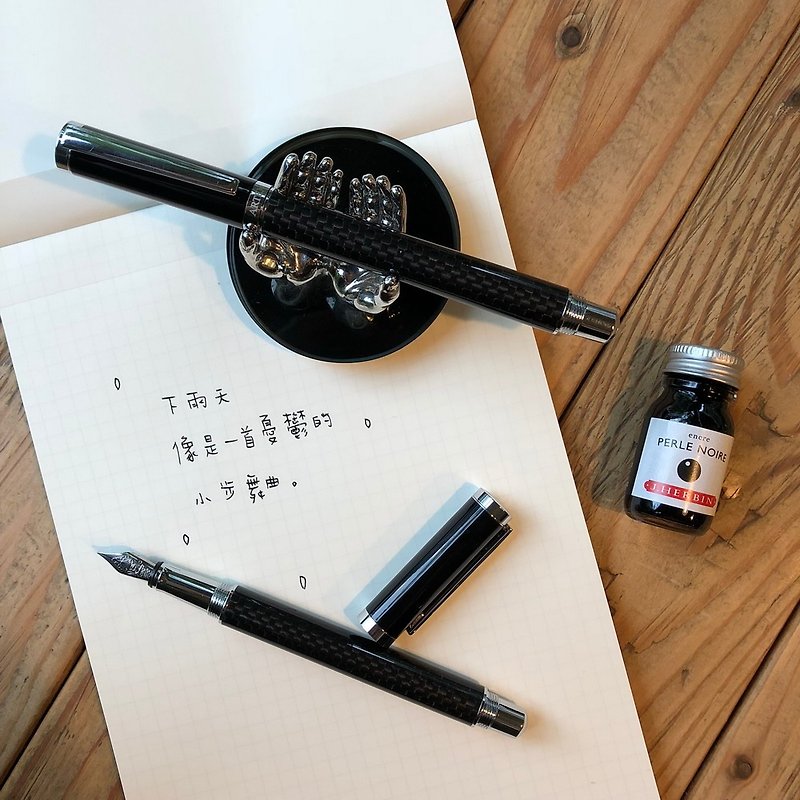 ARTEX Premium Wide Fountain Pen Carbon Fiber - ปากกาหมึกซึม - เปลือกหอย สีดำ