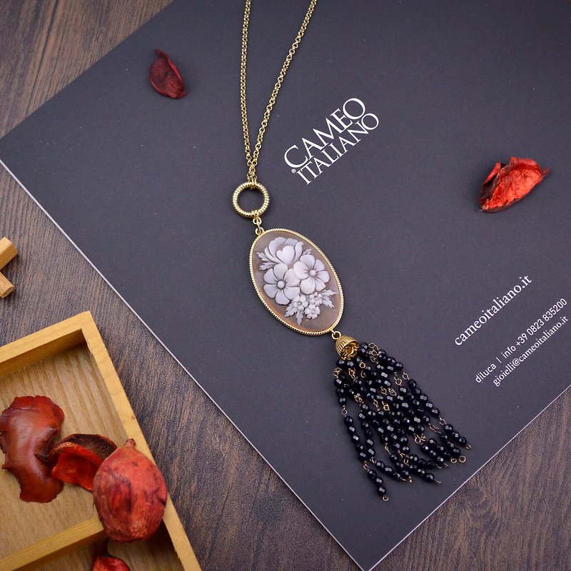 CAMEO Italian handmade shell carving light jewelry - retro European style necklace - Kafka-CO201 - สร้อยคอ - โลหะ สีทอง
