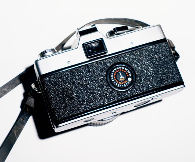 ミノルタ SRT101 フィルムカメラ一眼レフ 173【匿名配送】 ミノルタ