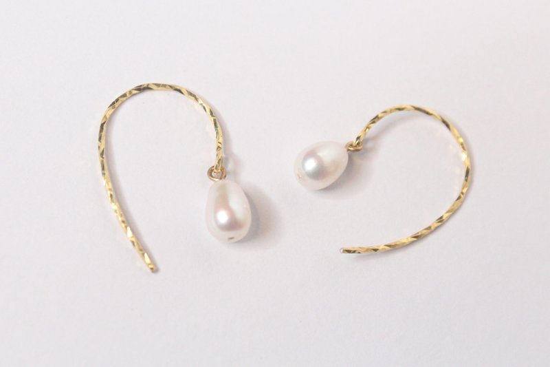 Elegant Pearls Silver Earrings - Earrings & Clip-ons - Pearl Gold