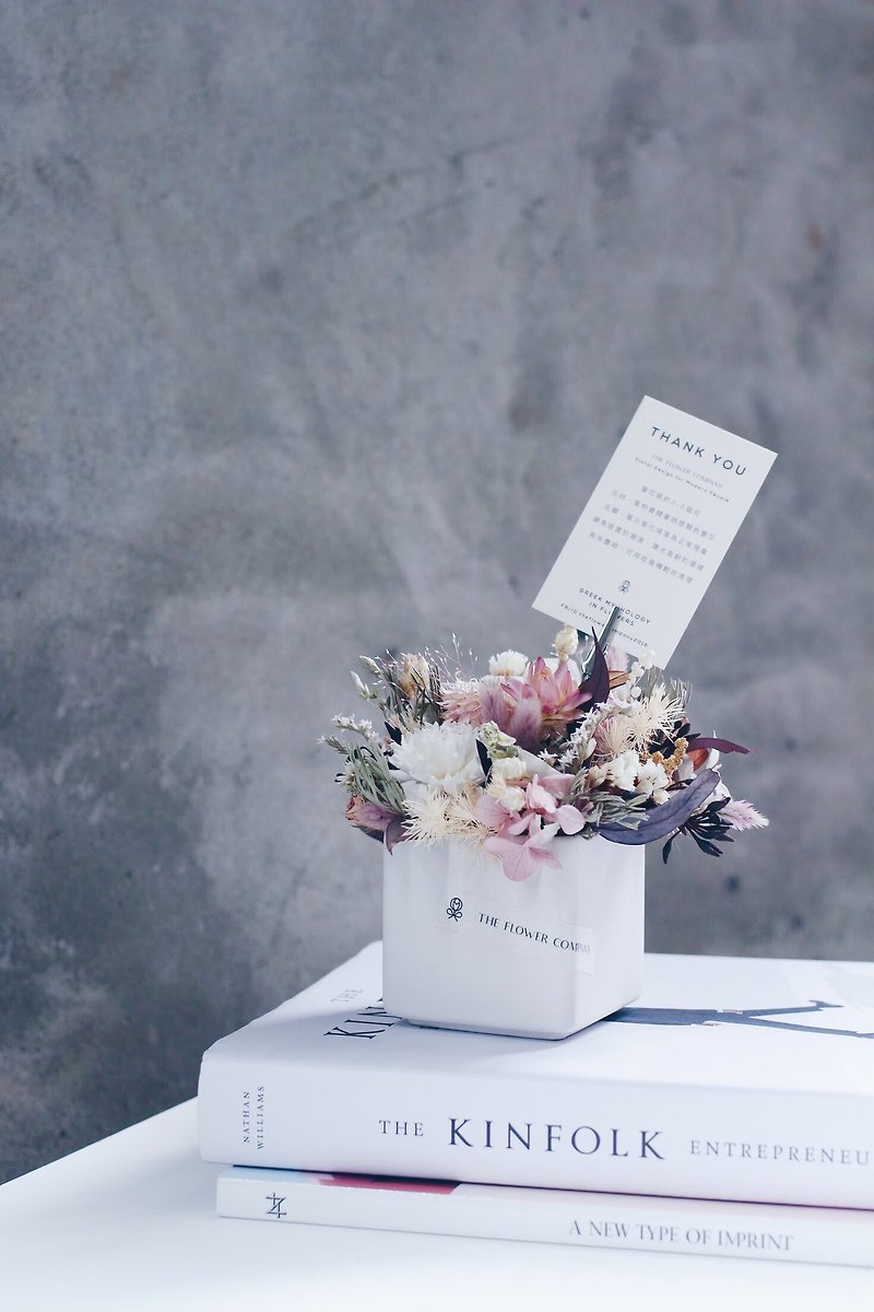 Arrangement! 【月神 -Artemis】 Dry flower letter table flower desk gift - Items for Display - Plants & Flowers 