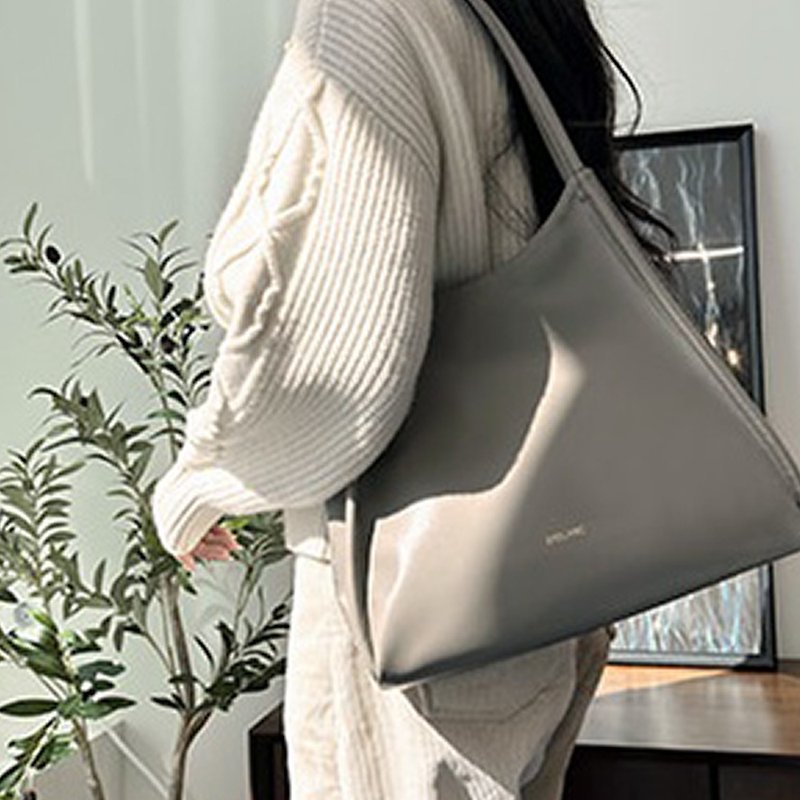 DIBLANC 韓國製三角型包包 DBC_39 - 側背包/斜孭袋 - 人造皮革 