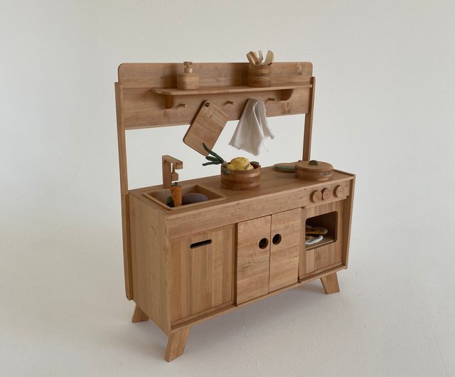 Small wooden best sale toy kitchen