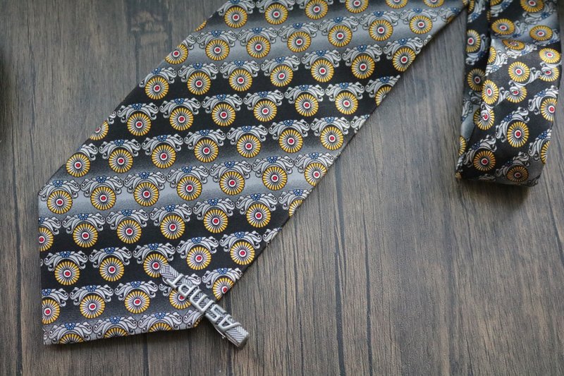 Vintage patterned silk business tie with embroidered lettering support - Ties & Tie Clips - Silk Multicolor