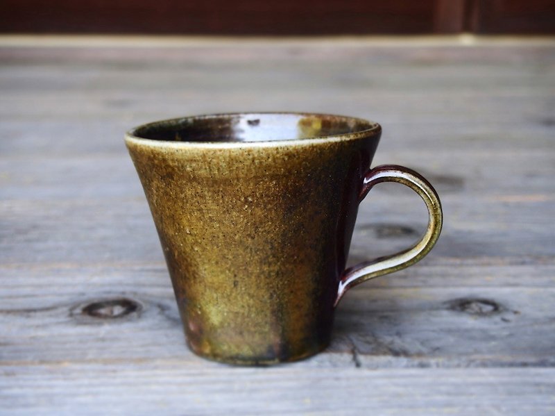 Bizen coffee cup (medium) c1 - 047 - Mugs - Pottery Brown