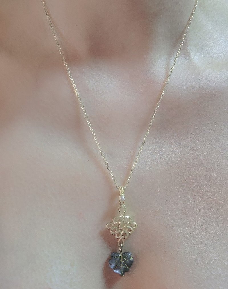 Christmas Gift- Bronze Electric Gold Necklace/Necklace-Exchange Gift - สร้อยคอ - ไข่มุก สีทอง