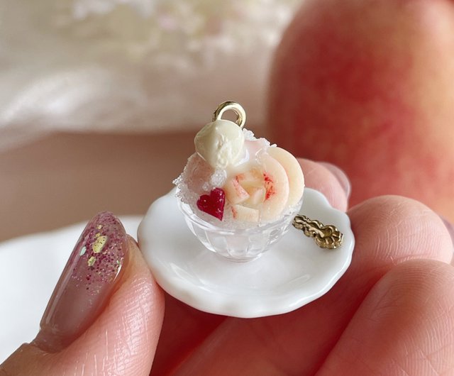 かき氷　ピアス　ミニチュア　苺　夏アクセ　可愛い ☆ミニチュア かき氷ピアス☆ ピアス（フック・チェーン） mi