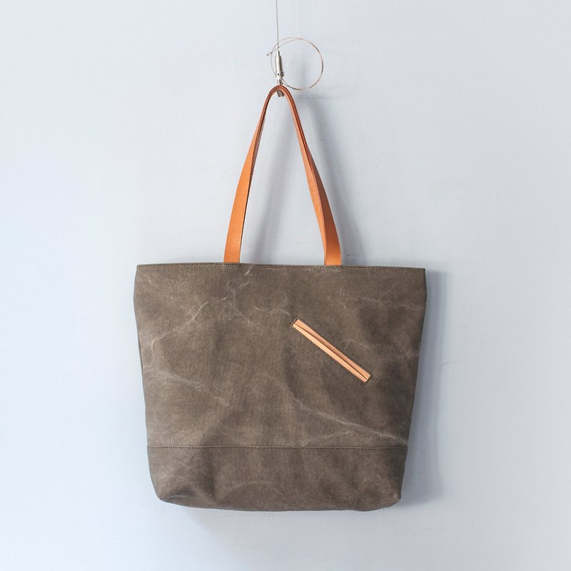 POCKET CANVAS TOTE - Messenger Bags & Sling Bags - Cotton & Hemp Green